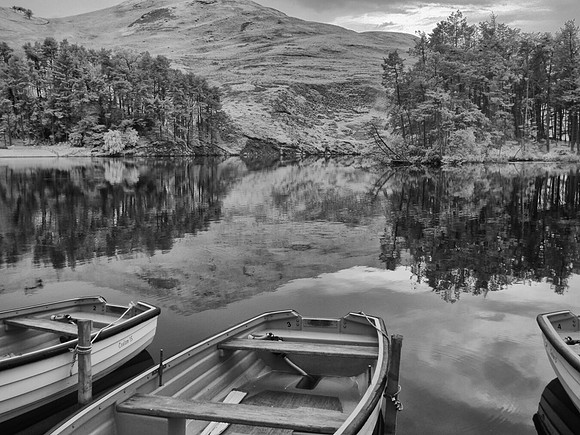 infrared photography, flotterstone, midlothian scotland