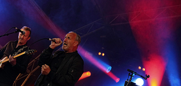 Midstock Music Festival Dalkeith, hot dub time machine, the skids, by professional event and music photographer Colin Wright,