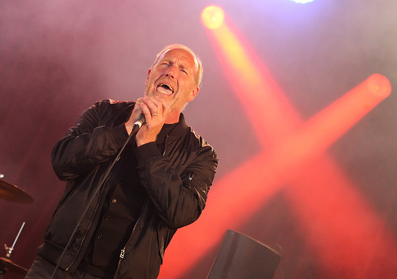 Midstock Music Festival Dalkeith, hot dub time machine, the skids, by professional event and music photographer Colin Wright,