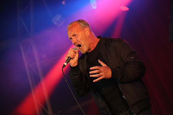 Midstock Music Festival Dalkeith, hot dub time machine, the skids, by professional event and music photographer Colin Wright,